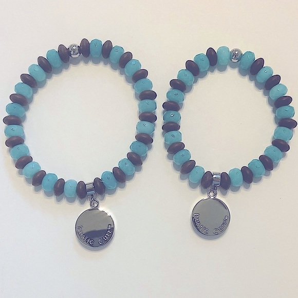 Rustic Cuff Hand In Hand Bracelet Duo - Picture 4 of 7